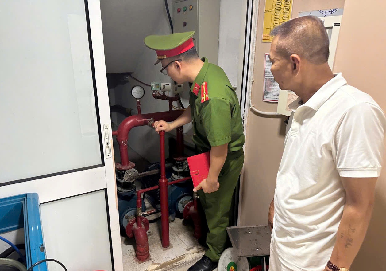 Tăng cường kiểm tra phòng cháy, chữa cháy và cứu nạn, cứu hộ tại các cơ sở lưu trú trên địa bàn huyện Cát Hải 